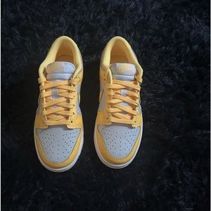 Nike dunk low Citron pulse